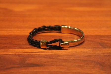 Halve armband met paardenhaar