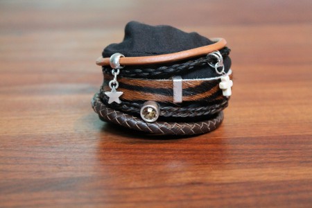 Armband met twee strengen paardenhaar en leer