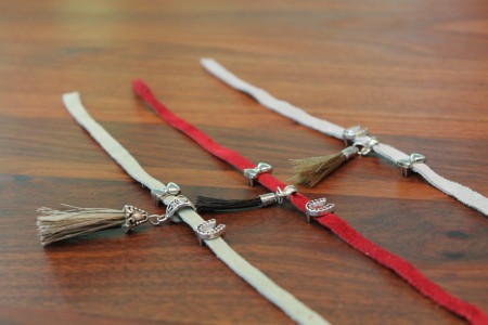 Suede knooparmbandje